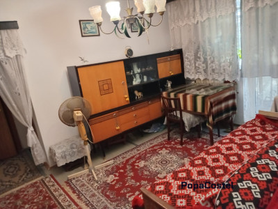 Bd. Timisoara - Frigocom 2 camere semidecomandate et. 4/10, cu balcon