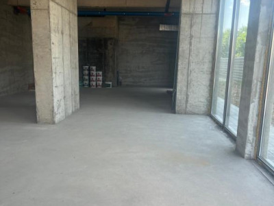 Otopeni - Odai spatiu comercial 131 mp parter bloc nou 2025, toate utilitatile