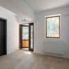 Otopeni central - Calea Bucurestilor (DN1) vila P+2 cu 7 camere 6 bai, parcare imaginea mica 6 Otopeni central - Calea Bucurestilor (DN1) vila P+2 cu 7 camere 6 bai, parcare thumb 6